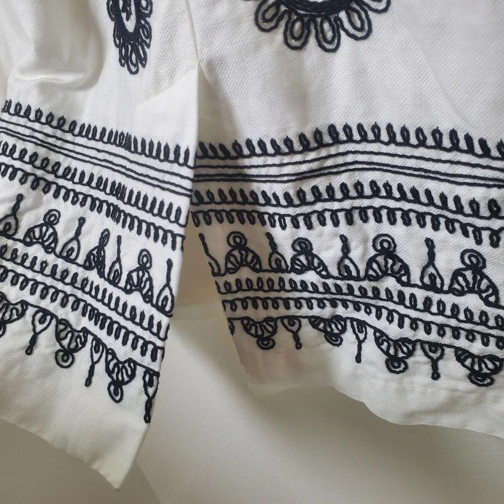 Talbots Cream White Cotton Embroidered Sheath Dress Size 8 Black Border‎